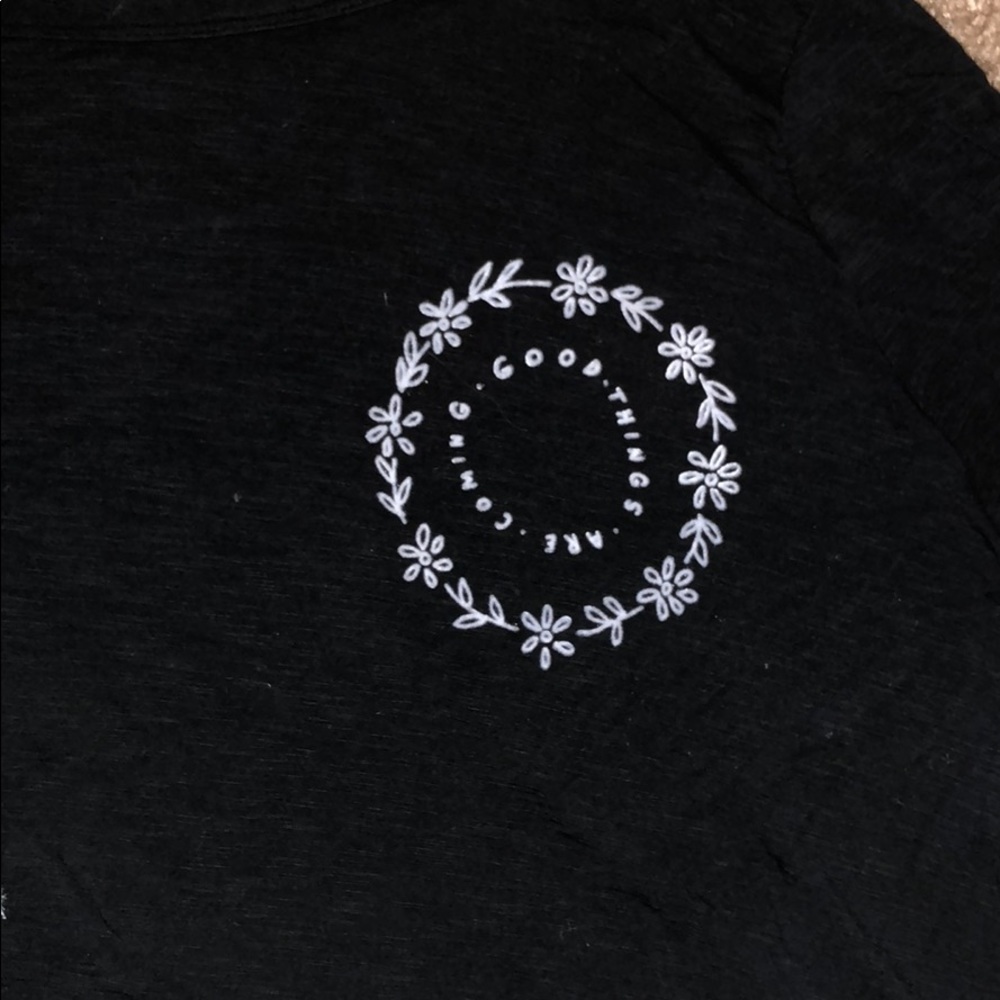 T-shirt - Picture 2 of 2